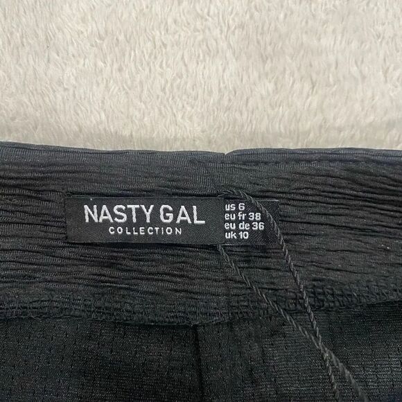 Nasty Gal NWT Skirt With Slit Chain Size 6 - Picture 9 of 10